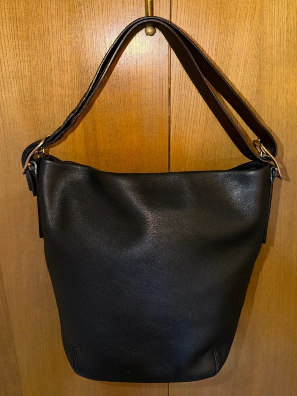 Coach Black Leather Bucket Bag Adjustable Strap Shoulder Hobo - Style 9186 - Picture 13 of 15